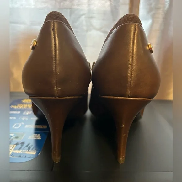 Calvin Klein Dress Booties - Picture 3 of 5